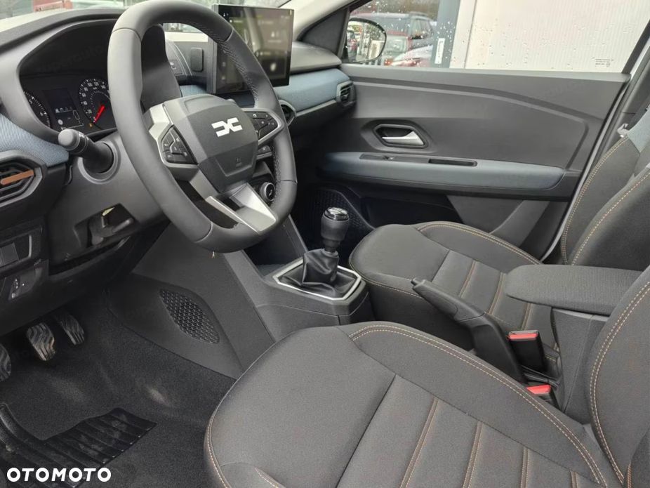 Dacia Sandero - 6