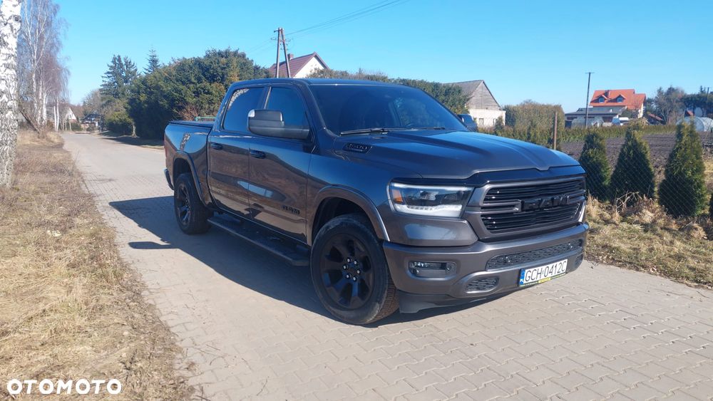 RAM 1500 5.7 Crew Cab Laramie - 3