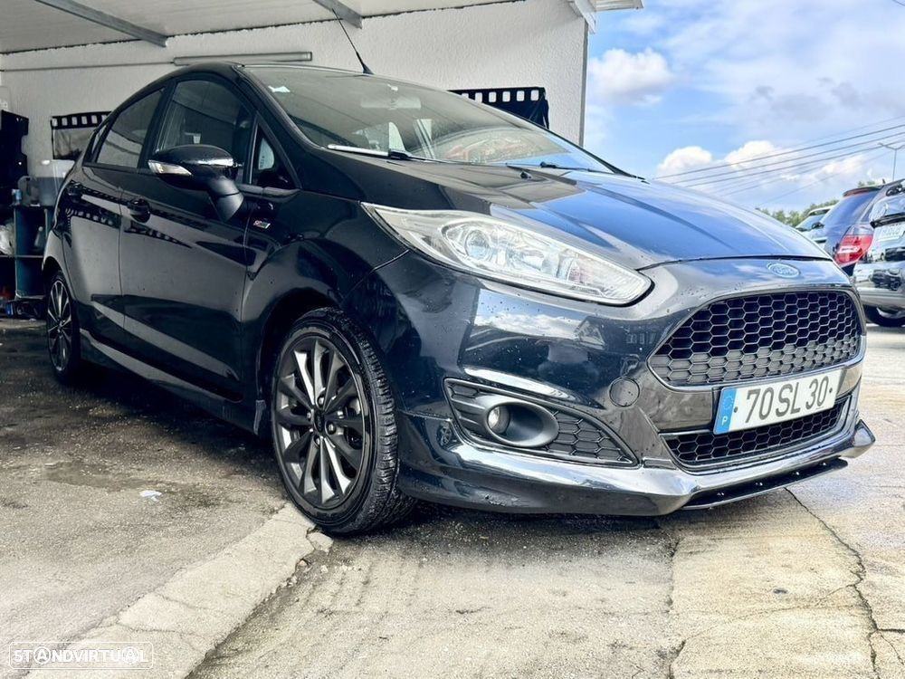 Ford Fiesta 1.5 TDCi STLine - 29