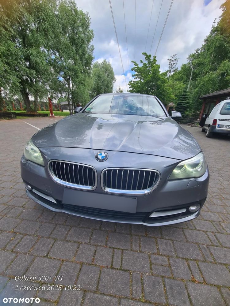 BMW Seria 5 525d xDrive - 1