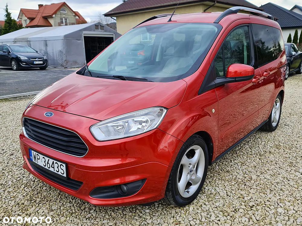 Ford Tourneo Courier 1.5 TDCi Titanium - 5