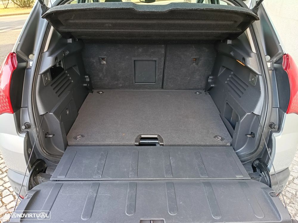 Peugeot 3008 1.6 HDi Sport - 8