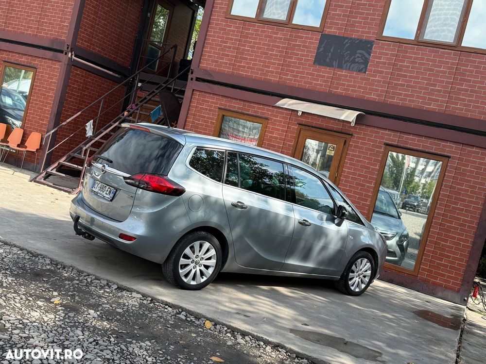 Opel Zafira Tourer 2.0 CDTI ECOTEC Cosmo - 30