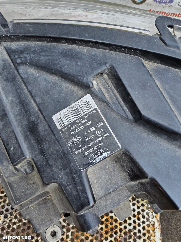 Far Ford Transit Custom Faruri stânga dreapta Custom Europa 2012-2018 - 9