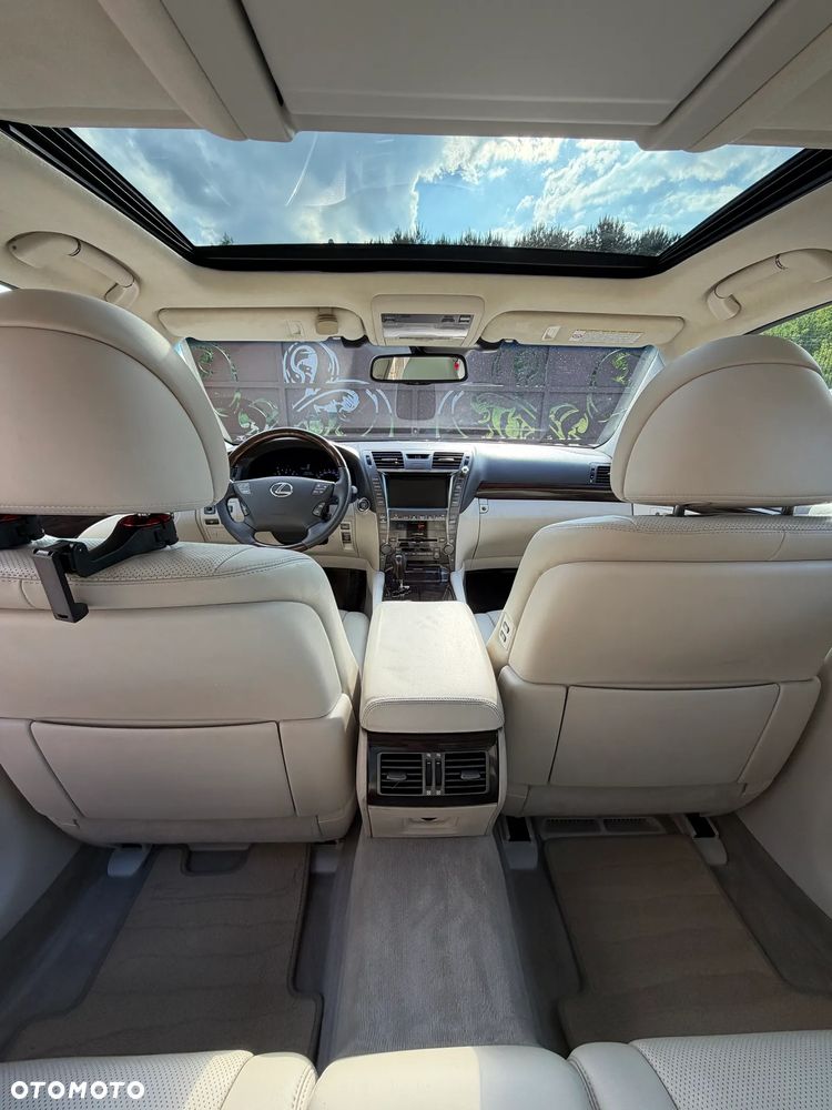 Lexus LS 460 Superior - 17