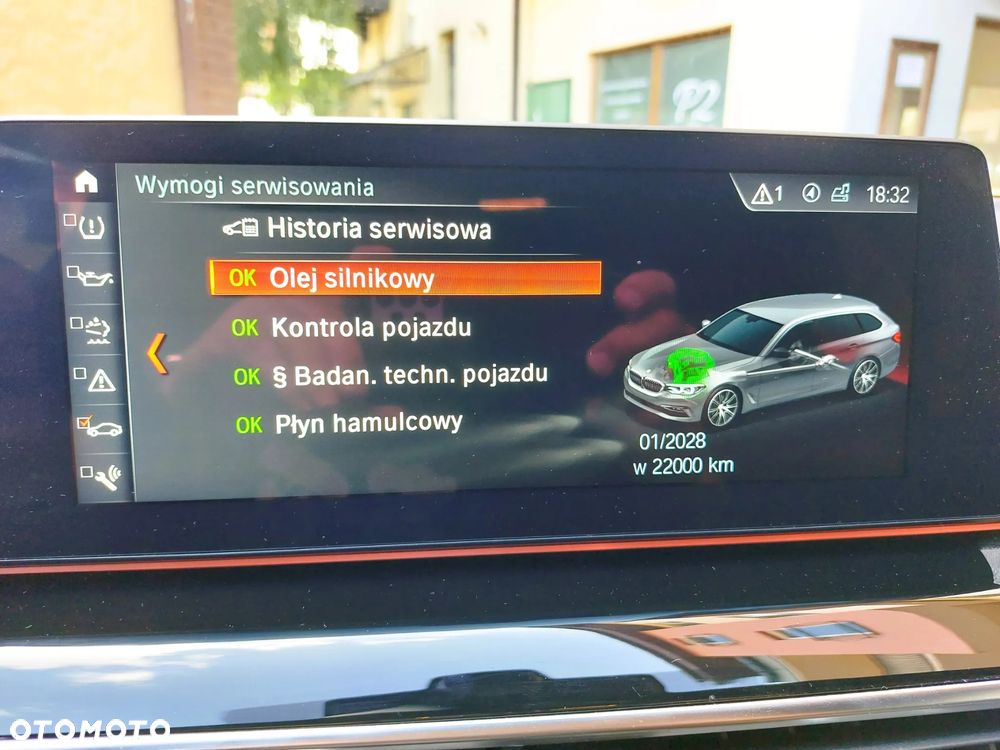 BMW Seria 5 525d Luxury Line sport - 35