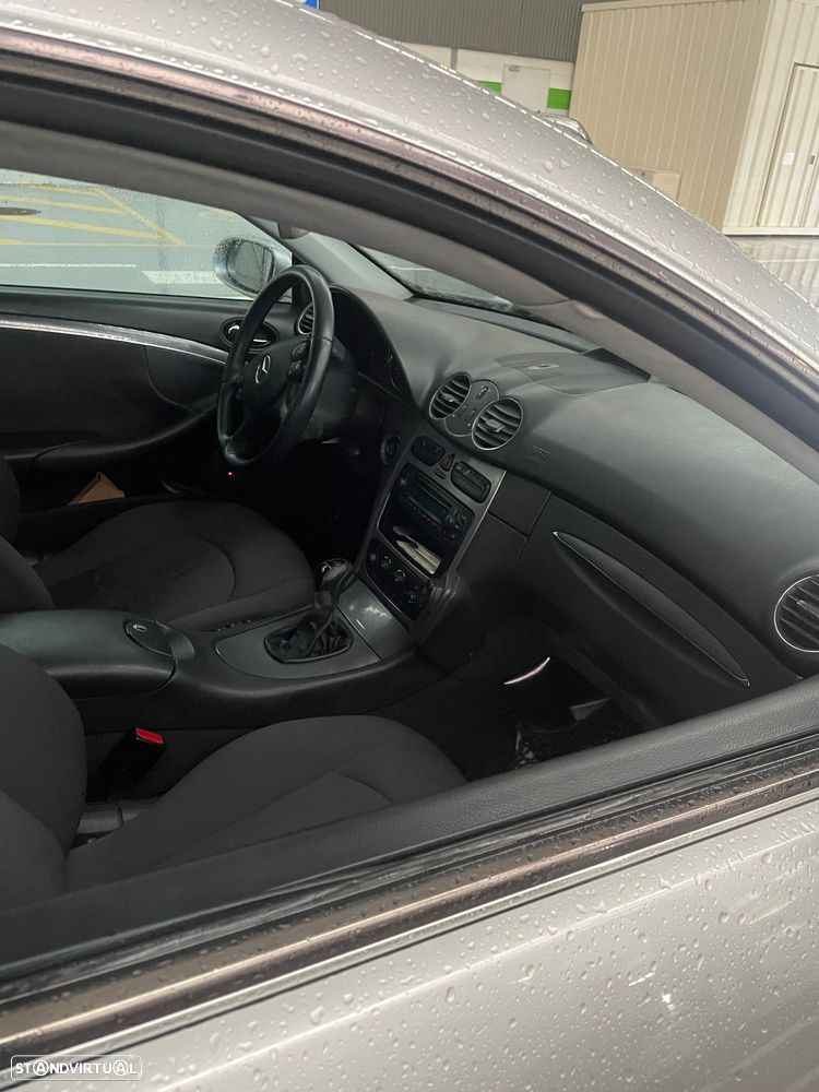 Mercedes-Benz CLK 270 CDi Avantgarde - 5