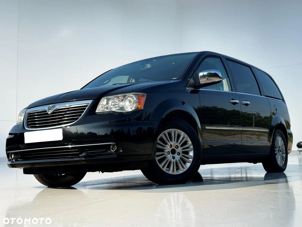 Lancia Voyager 2.8 Multijet 16v Platinum - 9