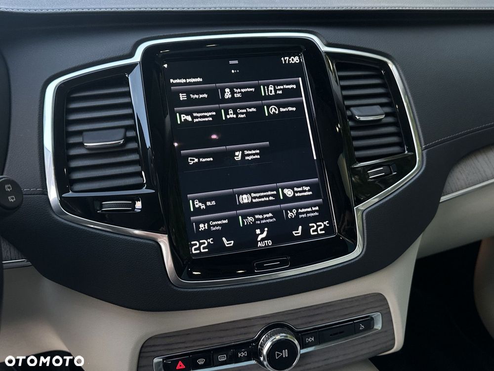 Volvo XC 90 - 26