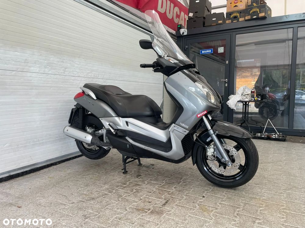 Yamaha X-max - 2