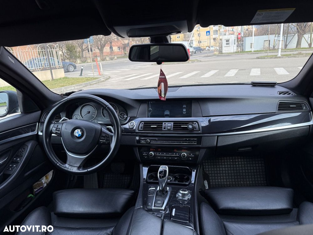 BMW Seria 5 520d - 5