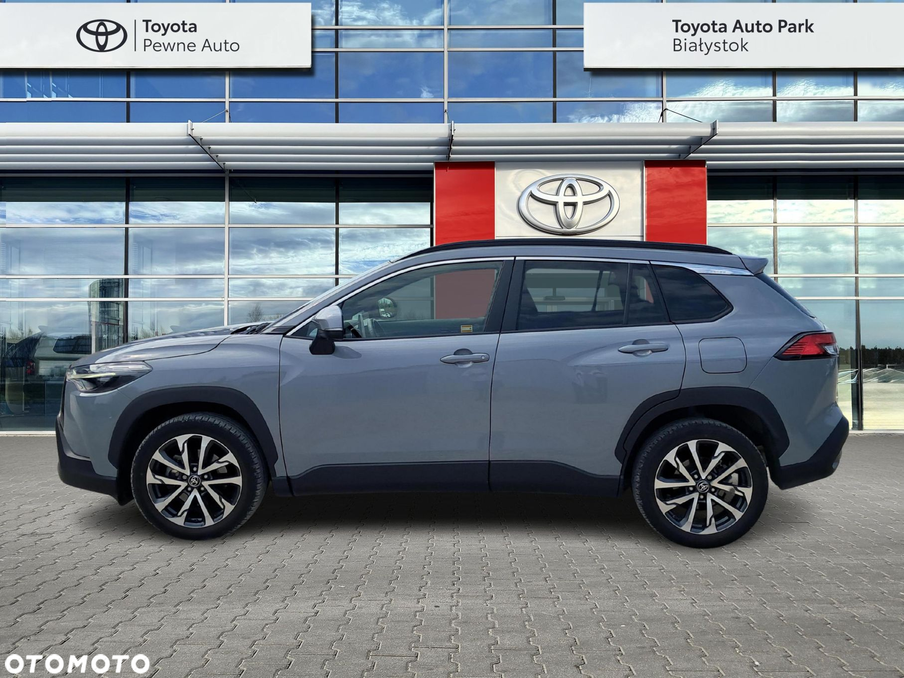 Toyota Corolla Cross - 2