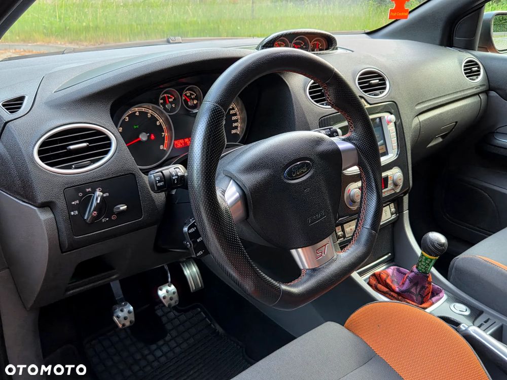 Ford Focus - 2