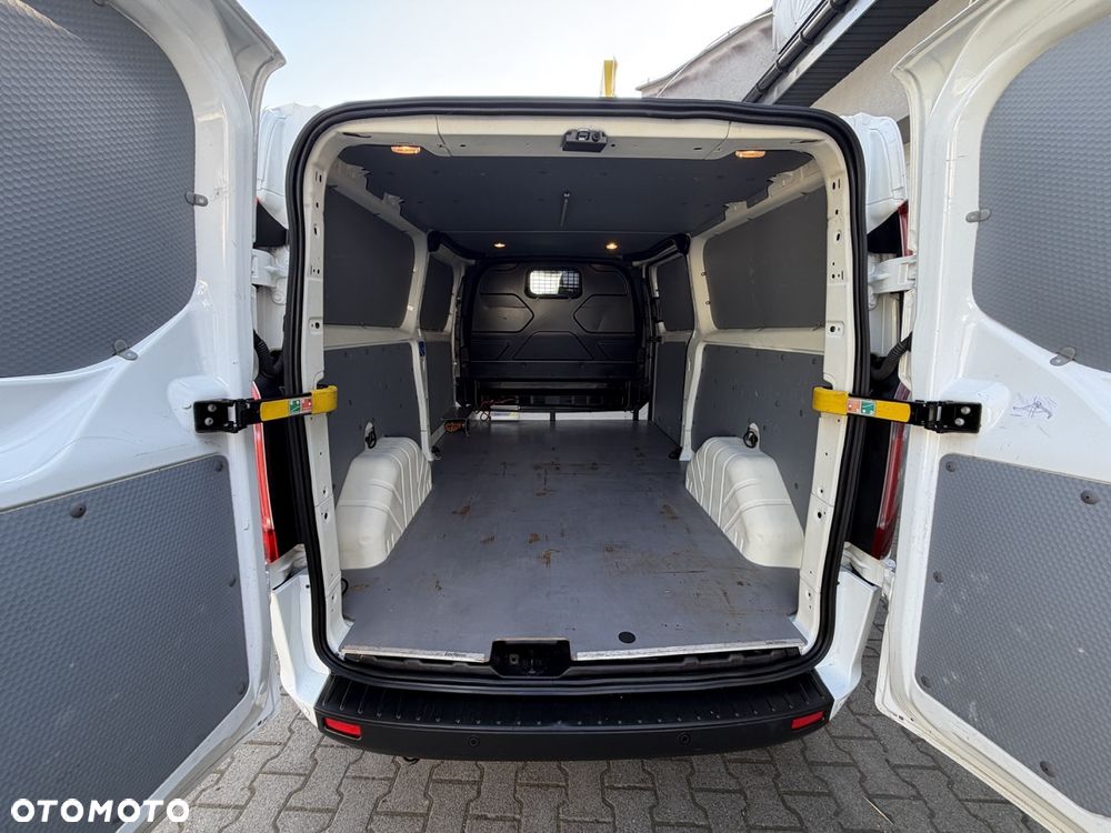Ford Transit Custom - 18