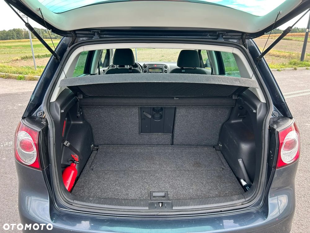 Volkswagen Golf Plus - 13
