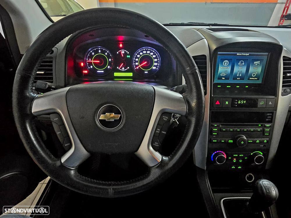 Chevrolet Captiva 2.0 VCDi Seven Extreme 7L - 27