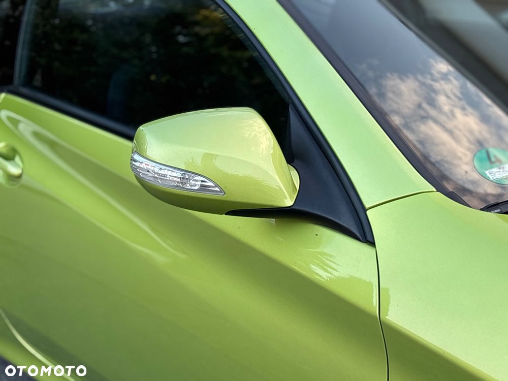 Hyundai Genesis Coupe 2.0 T - 21