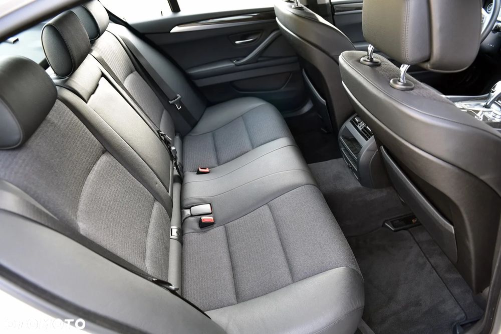 BMW Seria 5 520d - 17