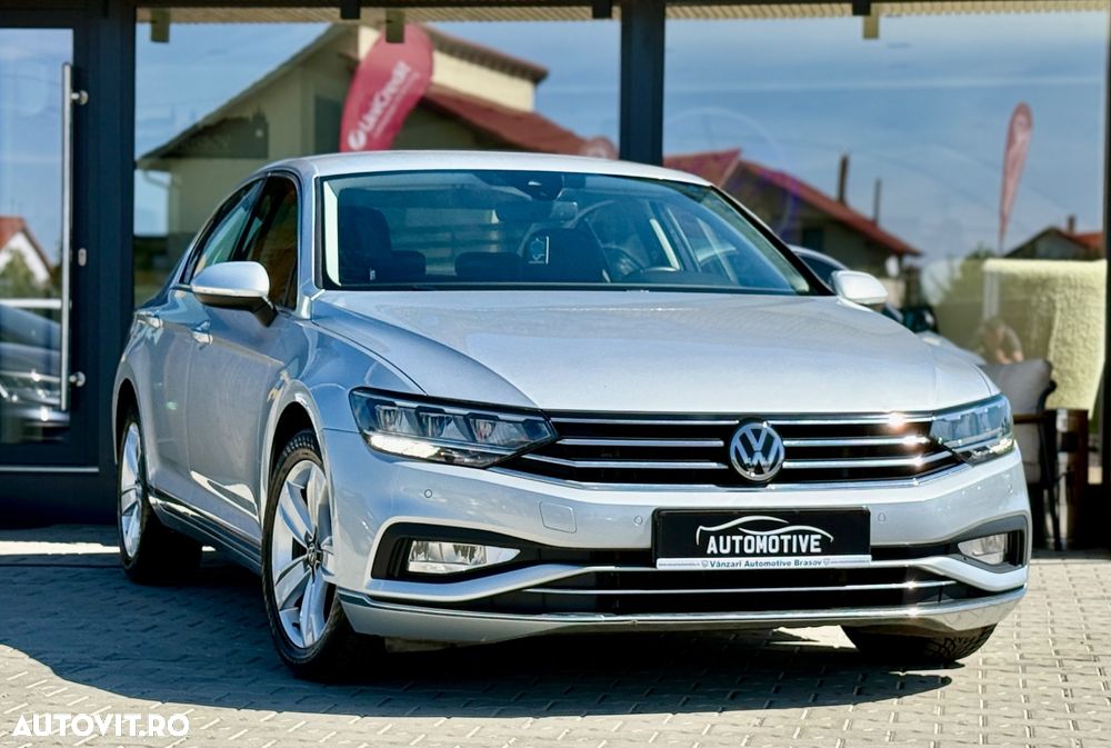 Volkswagen Passat 2.0 TDI DSG Highline - 11