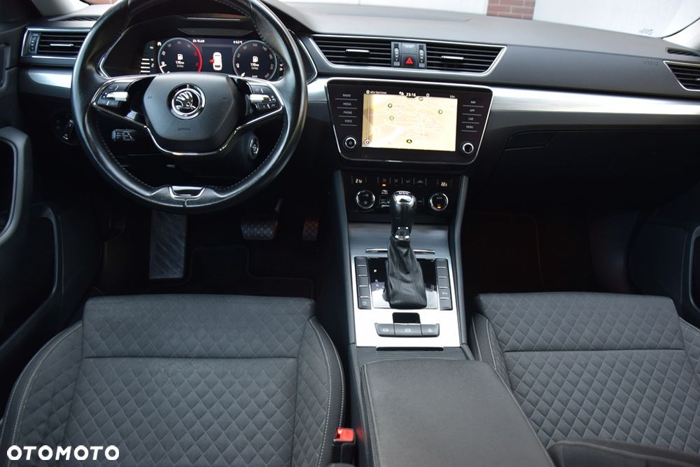 Skoda Superb 2.0 TDI Ambition DSG7 - 14