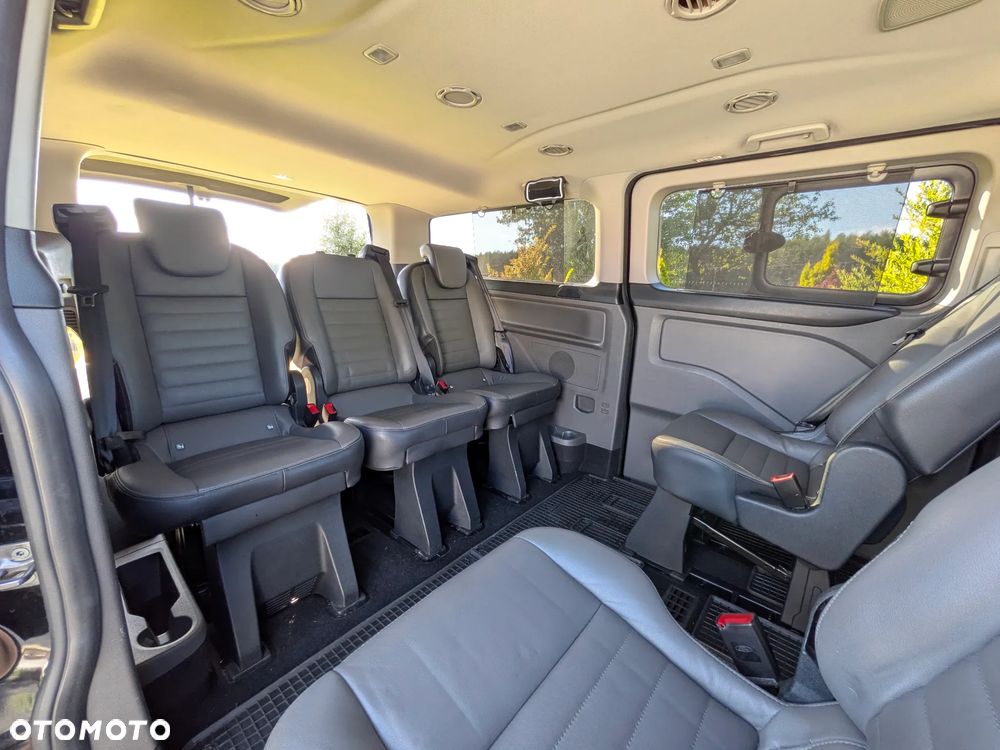 Ford Tourneo Custom 2.0 EcoBlue L2 Titanium SelectShift - 32