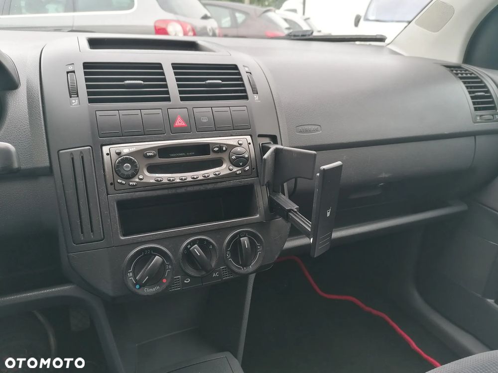 Volkswagen Polo - 17