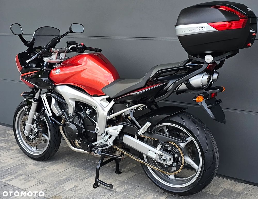 Yamaha FZ6 - 7