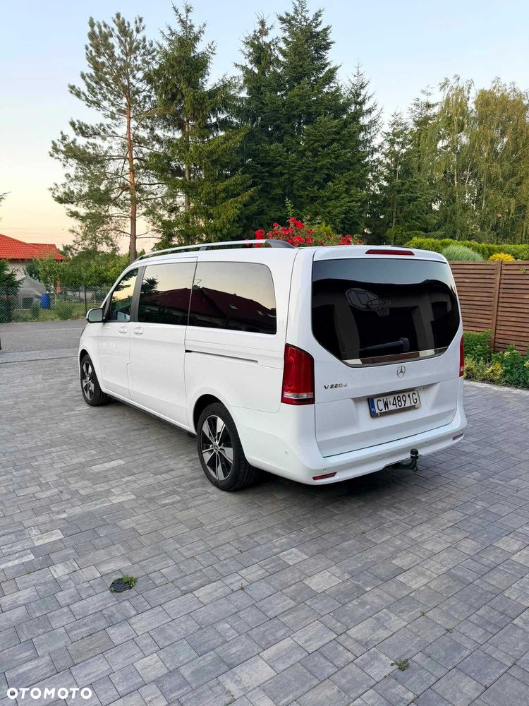 Mercedes-Benz Klasa V - 2
