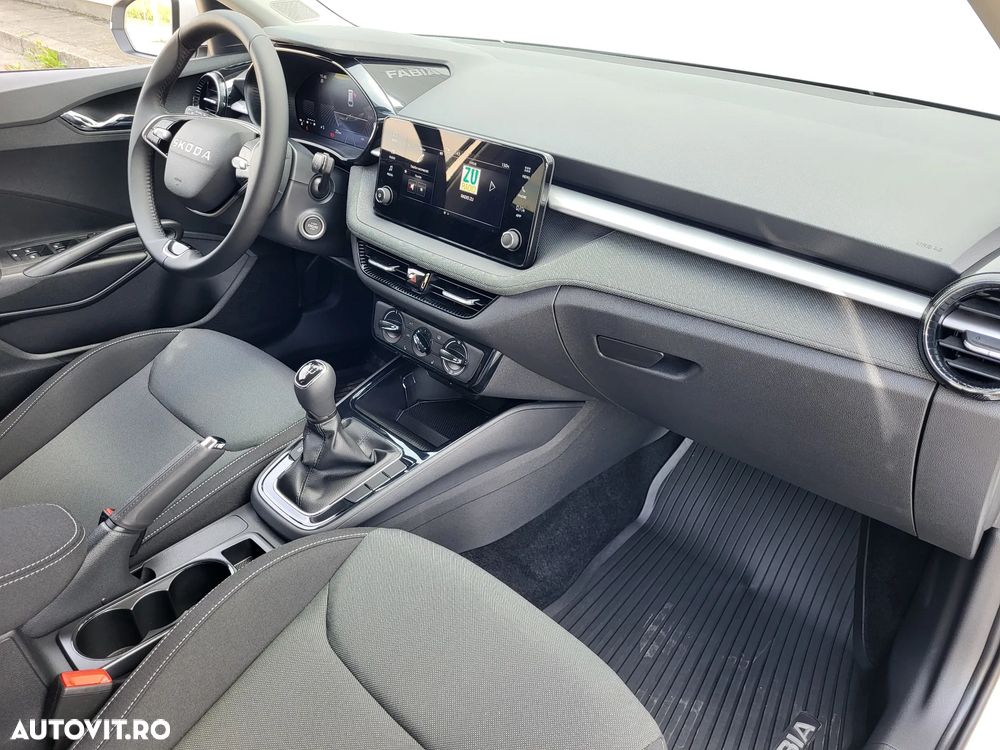 Skoda Fabia - 13