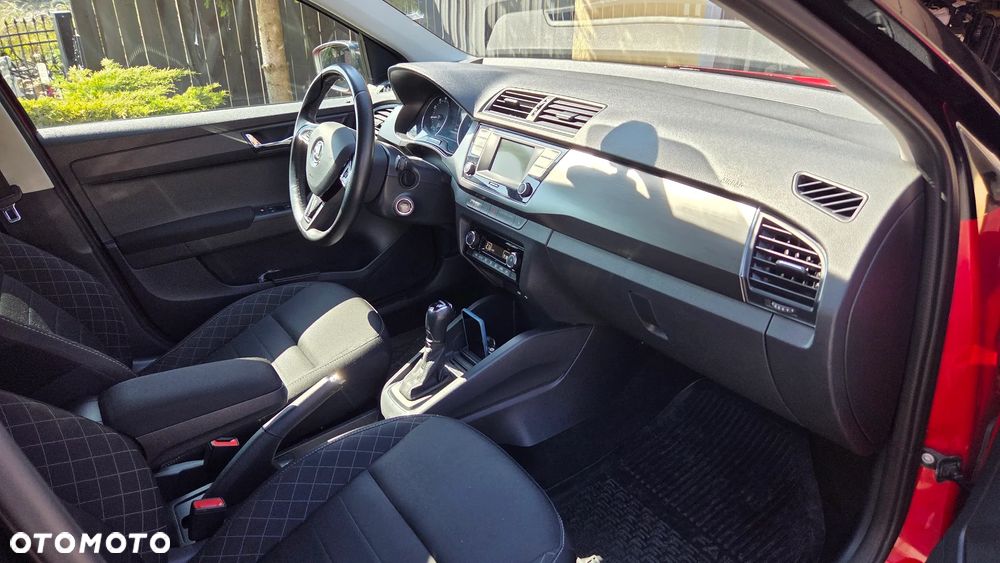 Skoda Fabia 1.0 TSI Style Color DSG - 13