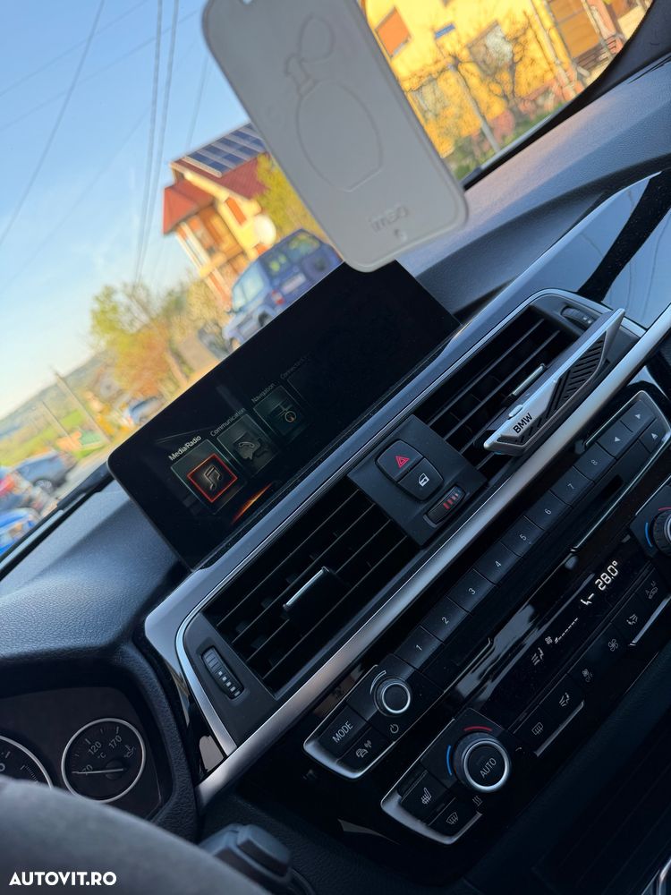 BMW Seria 3 330e iPerformance AT Sport Line Shadow - 11