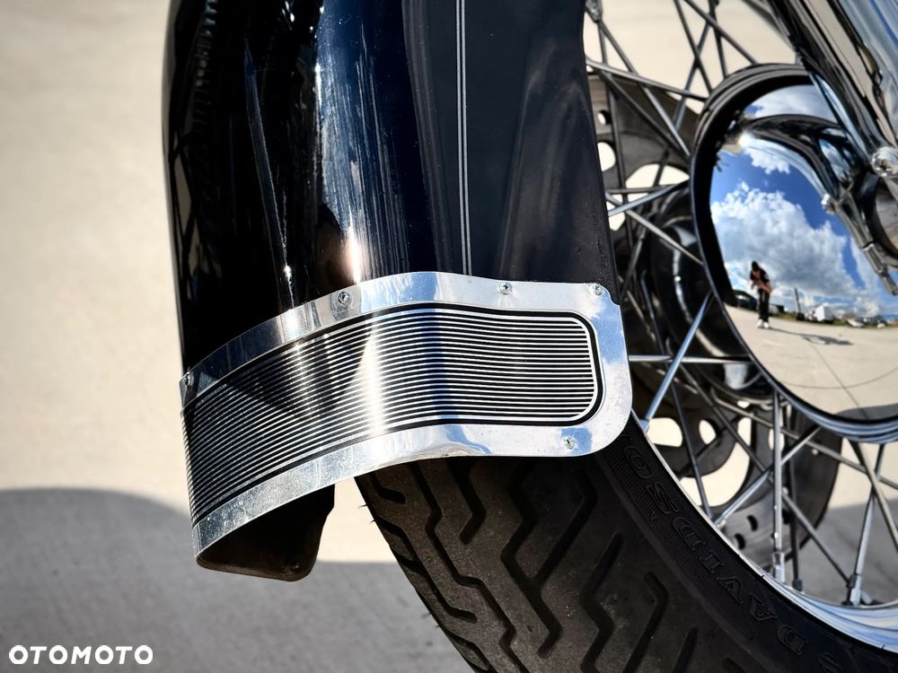 Harley-Davidson Softail Heritage Classic - 20