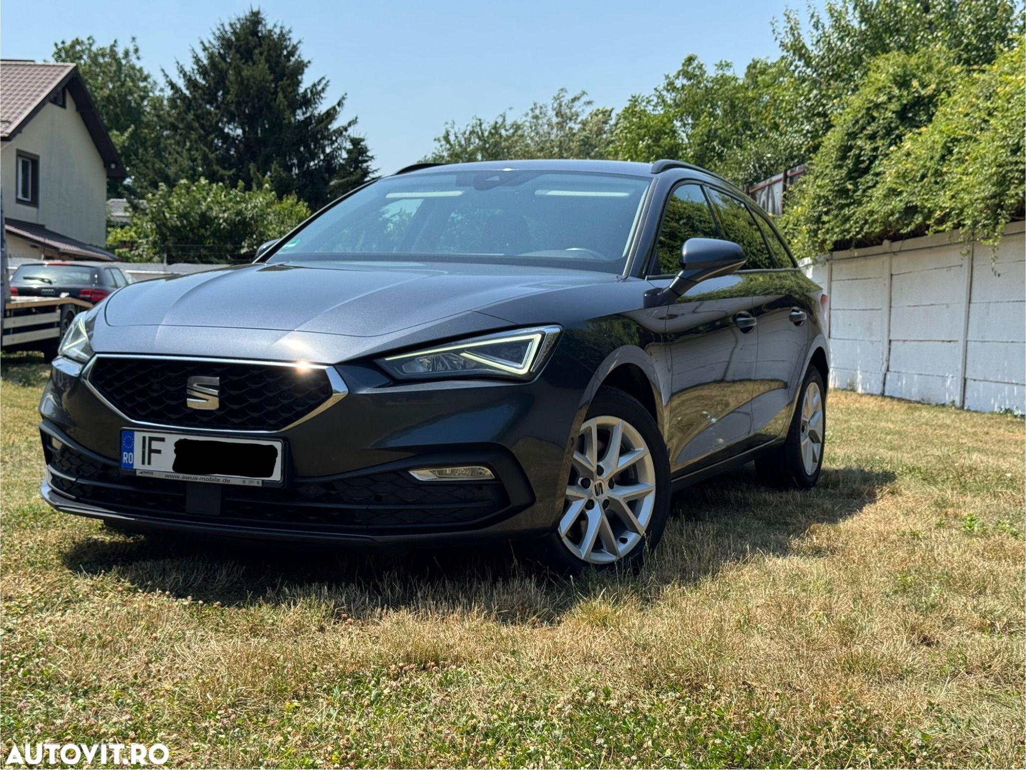 Seat Leon Sportstourer 2.0 TDI DSG Style - 1