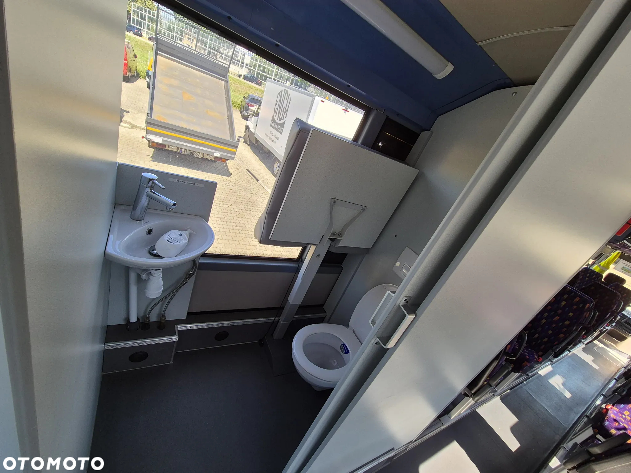 Irisbus KAMPER / AUTOBUS / NOWA ZABUDOWA / SOLAR NA DACHU / ŁAZIENKA / KUCHENKA / STAN IDEALNY / 2 PRZETWORNICE - 24