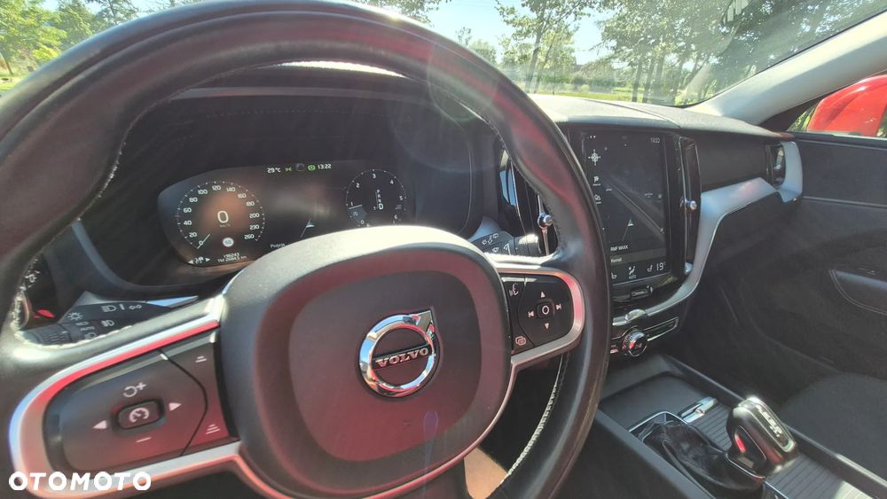 Volvo XC 60 D4 AWD Geartronic Momentum - 6