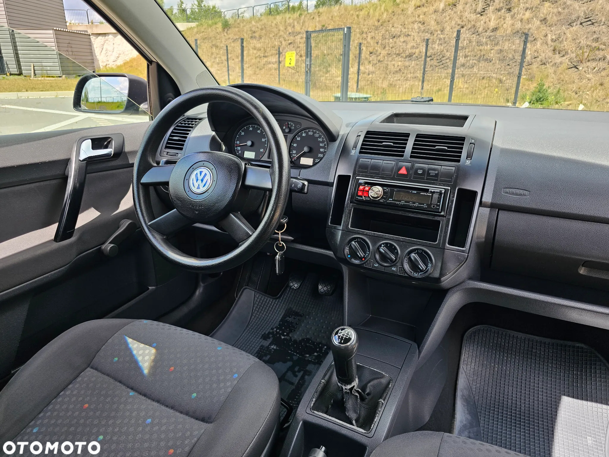 Volkswagen Polo 1.4 16V Basis - 11