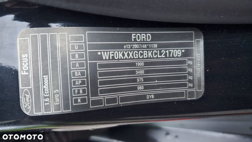 Ford Focus 1.6 EcoBoost Titanium - 26