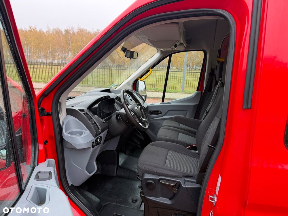 Ford Transit - 11