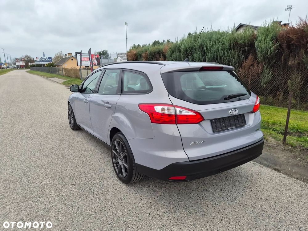 Ford Focus 1.6 TDCi DPF Start-Stopp-System SYNC Edition - 7