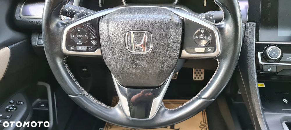 Honda Civic 1.5 i-VTEC Turbo CVT Sport Plus - 23