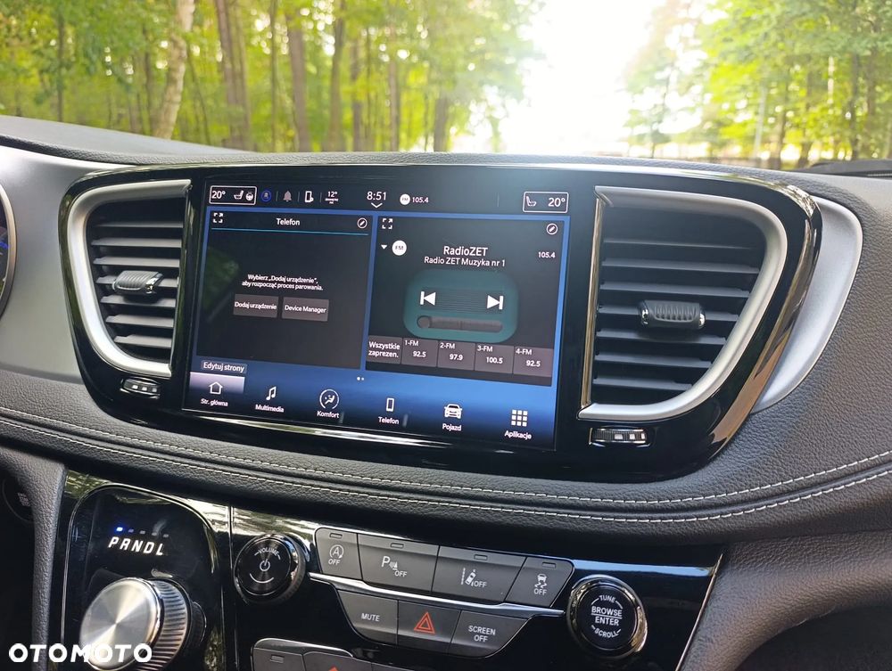 Chrysler Pacifica - 23