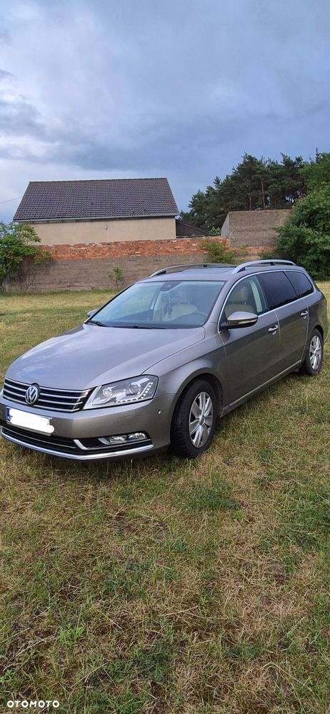 Volkswagen Passat 2.0 TDI Highline DSG - 3