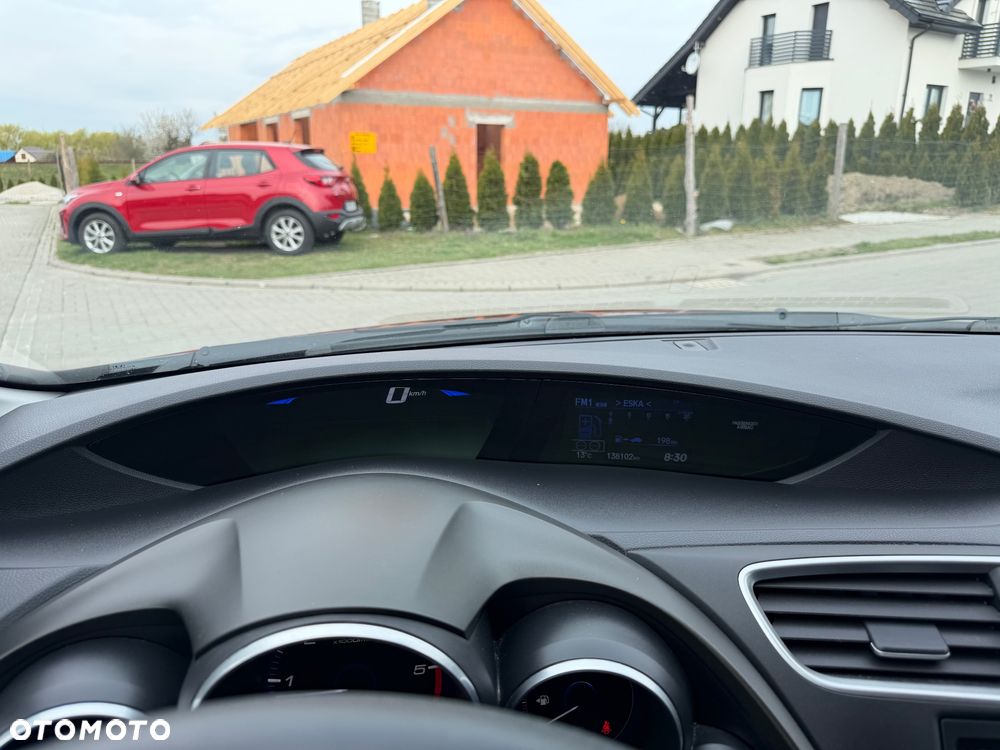 Honda Civic 1.6 i-DTEC Executive Black Edition - 20