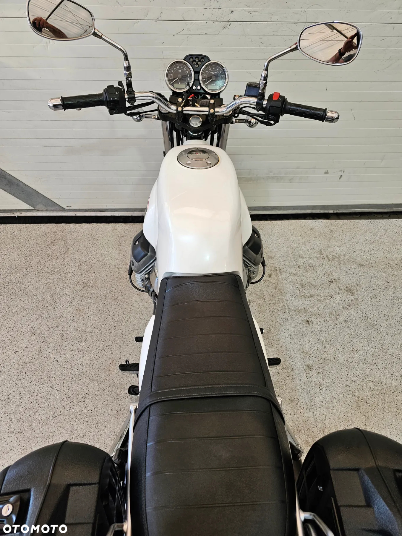 Moto Guzzi V7 - 30