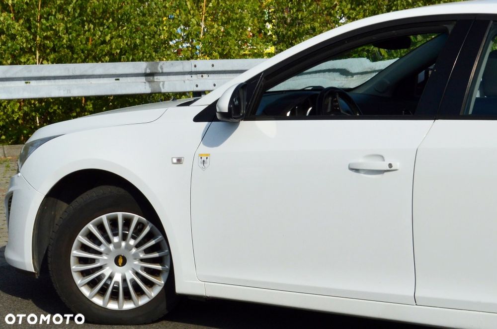 Chevrolet Cruze - 17