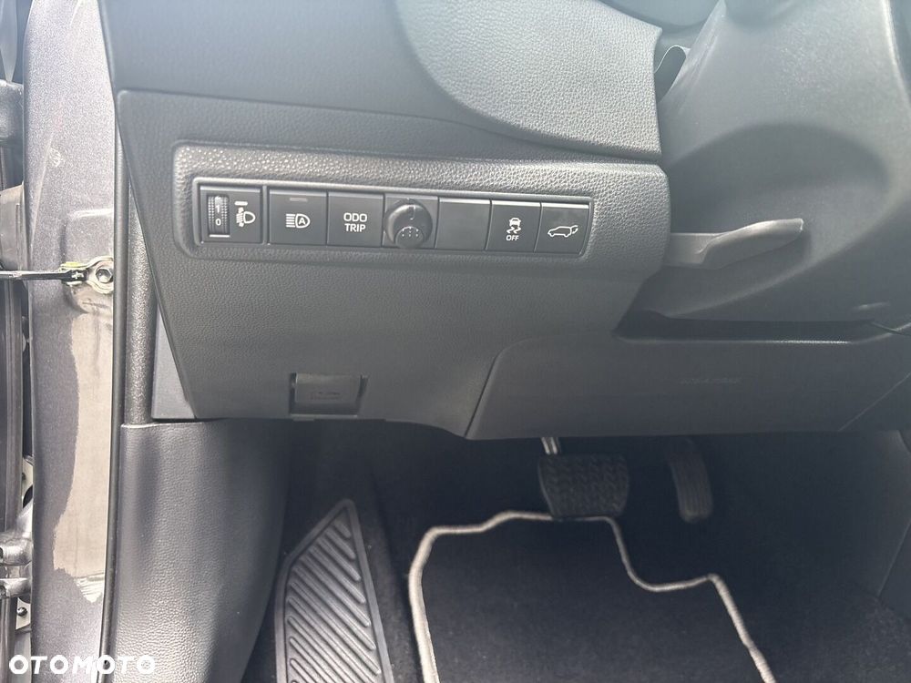 Toyota Corolla 2.0 Hybrid Style - 21