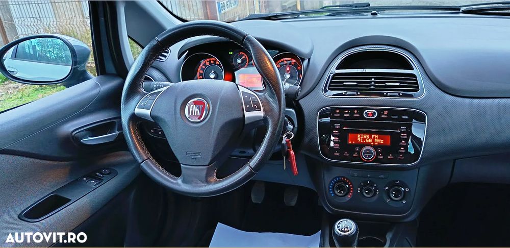 Fiat Grande Punto 1.4 16V Emotion - 13