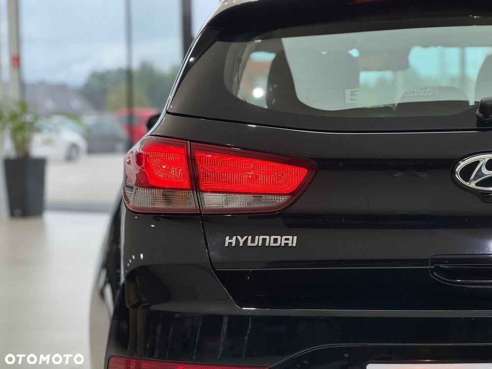 Hyundai i30 1.5 DPI Classic + - 35