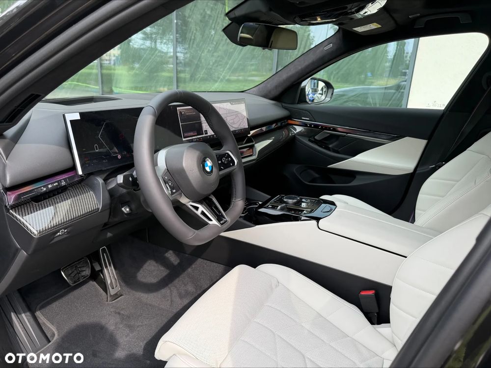 BMW Seria 5 520d xDrive mHEV - 6