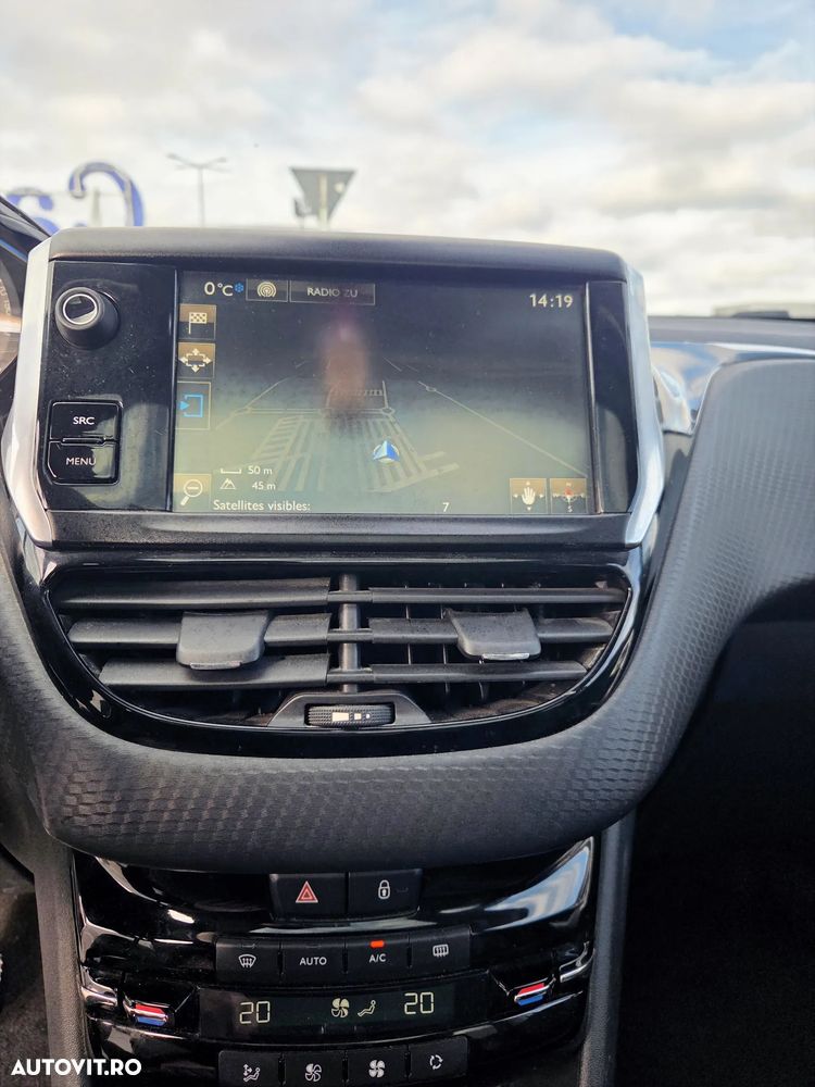 Peugeot 2008 PureTech 110 Stop&Start Crossway - 23